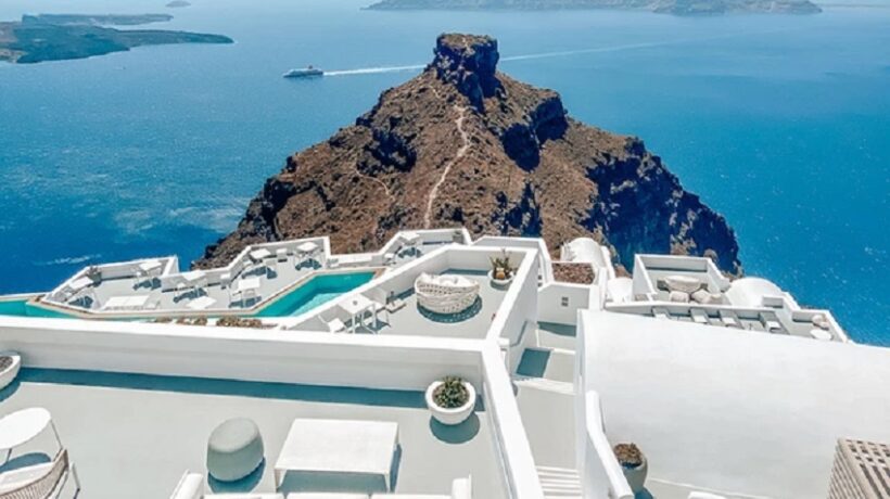Five Best Hotels To Lodge In Greece With Your Partner